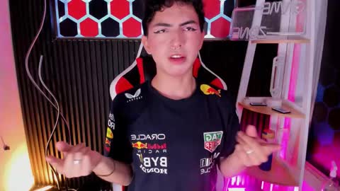 Snapshot of cristopher_wild chatting on March 26, 8:47 pm Cristopher online show from March 26, 8:47 pm