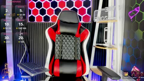 Snapshot of cristopher_wild chatting on April 2, 8:06 pm Cristopher online show from April 2, 8:06 pm