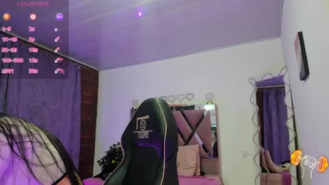 cristy_tay online show from May 7, 11:48 am