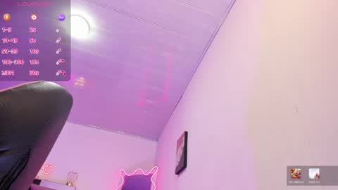 cristy_tay online show from May 9, 11:37 am