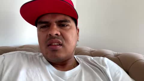 Snapshot of crisva7214 chatting on November 4, 2:16 pm crisva7214 online show from November 4, 2:16 pm