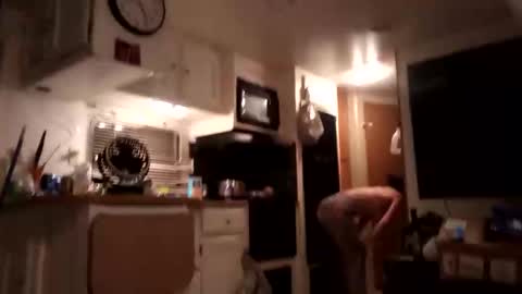 Snapshot of critterick6674 chatting on October 18, 11:44 am critterick6674 online show from October 18, 11:44 am