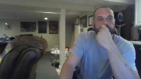 Snapshot of crm400 chatting on October 11, 12:54 am billybasement online show from October 11, 12:54 am