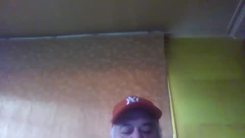 Snapshot of crmperez chatting on December 1, 11:04 pm crmperez online show from December 1, 11:04 pm