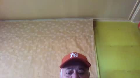 Snapshot of crmperez chatting on January 5, 8:42 pm crmperez online show from January 5, 8:42 pm