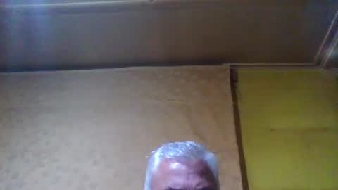 Snapshot of crmperez chatting on January 12, 1:00 am crmperez online show from January 12, 1:00 am