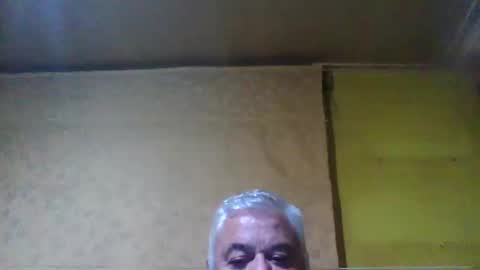 Snapshot of crmperez chatting on January 18, 4:37 am crmperez online show from January 18, 4:37 am