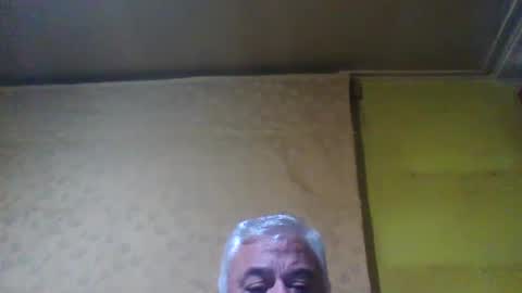 Snapshot of crmperez chatting on February 1, 2:47 am crmperez online show from February 1, 2:47 am