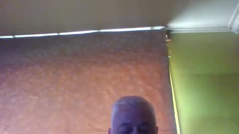 Snapshot of crmperez chatting on February 8, 5:08 pm crmperez online show from February 8, 5:08 pm