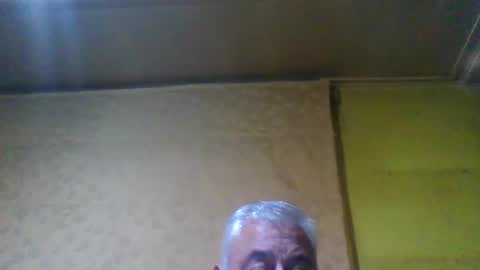 Snapshot of crmperez chatting on February 20, 11:43 pm crmperez online show from February 20, 11:43 pm