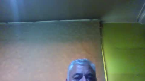 Snapshot of crmperez chatting on February 24, 9:09 pm crmperez online show from February 24, 9:09 pm