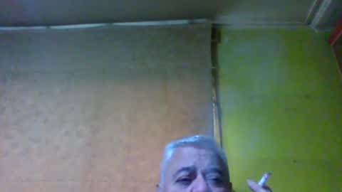 crmperez online show from July 4, 8:04 pm