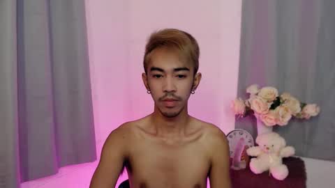 crocodale online show from October 28, 2:53 pm