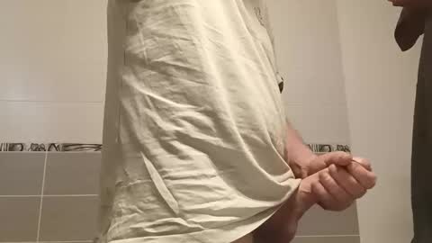 Snapshot of cronma chatting on April 2, 2:37 pm cronma online show from April 2, 2:37 pm