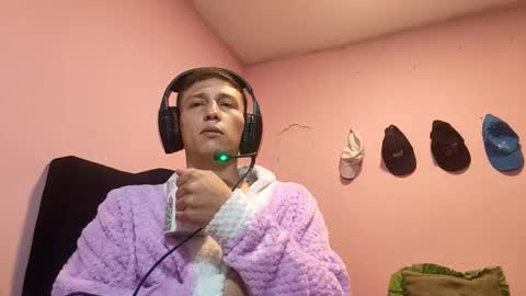 cronos_hot_888 online show from March 30, 10:27 am