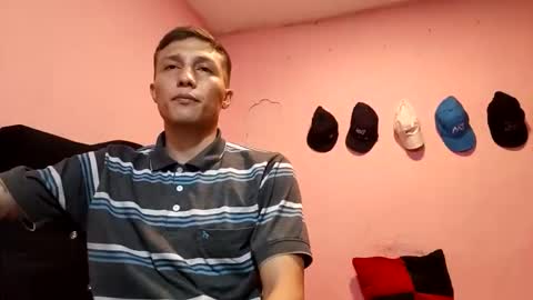 cronos_hot_888 online show from March 31, 1:33 pm
