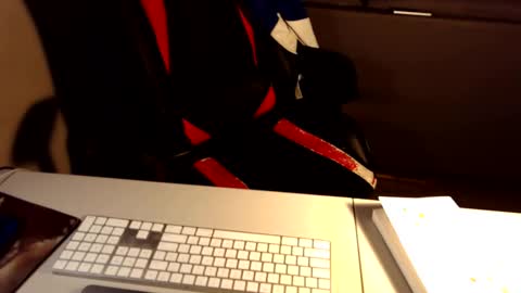 Snapshot of crossdressercrowe chatting on November 11, 1:27 am Insta theramonacrowecd online show from November 11, 1:27 am