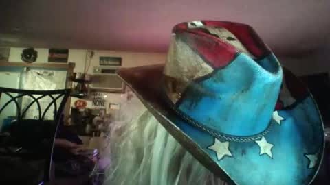 Snapshot of crossdrsr1 chatting on November 23, 12:49 pm crossdrsr1 online show from November 23, 12:49 pm