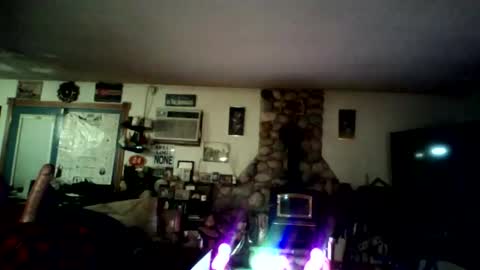 Snapshot of crossdrsr1 chatting on December 21, 11:50 am crossdrsr1 online show from December 21, 11:50 am