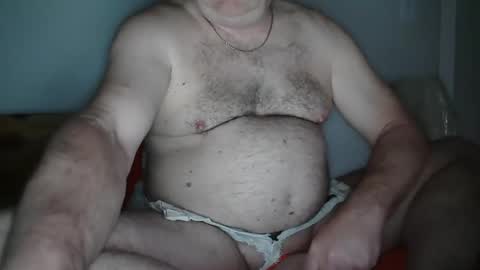 Snapshot of crowbarbi chatting on April 30, 11:16 am Crowbarbi online show from April 30, 11:16 am