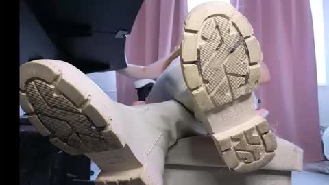 Cruel Siren online show from March 2, 9:16 am