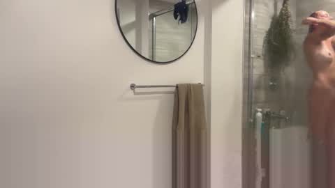 CruellaCuck online show from November 11, 9:15 pm