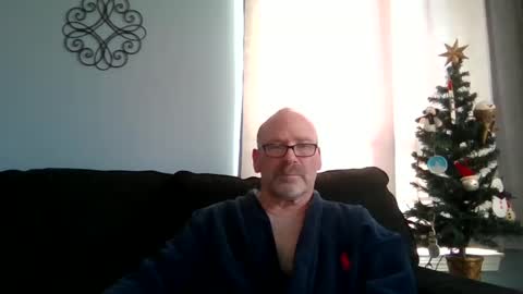 Snapshot of cruising_guy chatting on December 12, 7:48 pm fun guy online show from December 12, 7:48 pm