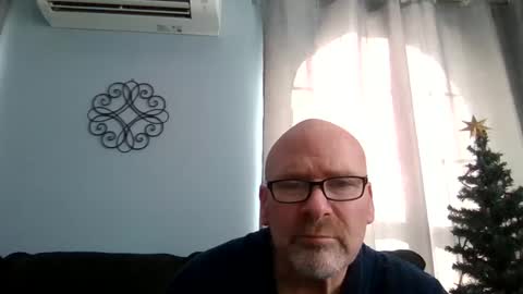 Snapshot of cruising_guy chatting on January 20, 6:43 pm fun guy online show from January 20, 6:43 pm