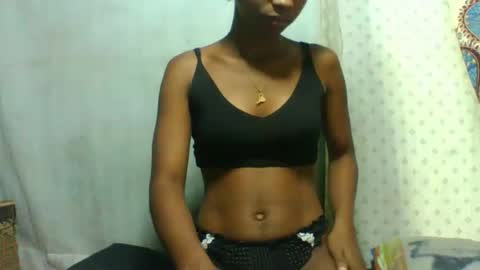 Snapshot of crush069 chatting on November 21, 3:16 am crush069 online show from November 21, 3:16 am