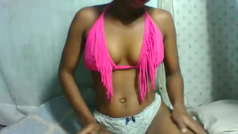 Snapshot of crush069 chatting on December 4, 2:43 am crush069 online show from December 4, 2:43 am