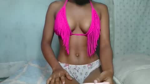 Snapshot of crush069 chatting on January 12, 6:18 am crush069 online show from January 12, 6:18 am