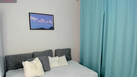 crushbaandicute111 online show from September 24, 6:44 pm