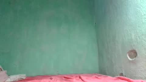 crushlove069 online show from May 12, 4:53 am