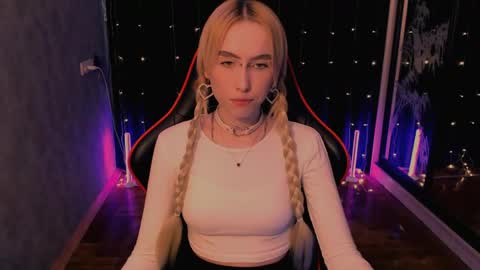 crybambi online show from April 24, 10:39 am