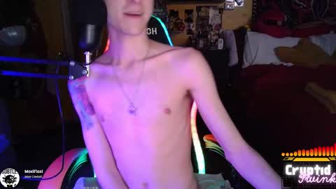 Snapshot of cryptidtwink chatting on March 27, 6:08 am CryptidTwink online show from March 27, 6:08 am