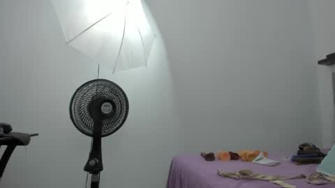 Snapshot of crystal_butterfly1 chatting on January 10, 2:34 pm crystal_butterfly1 online show from January 10, 2:34 pm