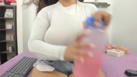 Snapshot of crystal_butterfly1 chatting on February 1, 11:21 am crystal_butterfly1 online show from February 1, 11:21 am