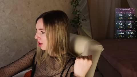 crystal_hanna online show from February 10, 1:43 am