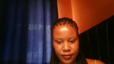 lisa online show from October 14, 8:15 am