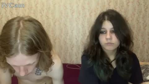 Crystal and Marcl online show from July 19, 3:49 pm