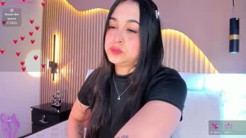 Snapshot of crystal_star16 chatting on March 14, 9:53 pm Chris online show from March 14, 9:53 pm