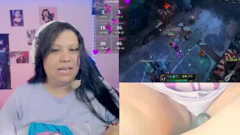 Snapshot of crystal_velvet01 chatting on March 11, 1:55 am crystal online show from March 11, 1:55 am