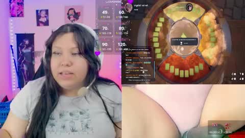 Snapshot of crystal_velvet01 chatting on March 25, 1:55 am crystal online show from March 25, 1:55 am