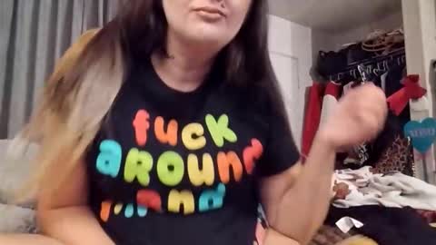 Snapshot of crystalbarbie214 chatting on January 17, 12:26 am crystalbarbie214 online show from January 17, 12:26 am