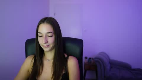 Crystalbrunette18 online show from July 10, 1:03 pm