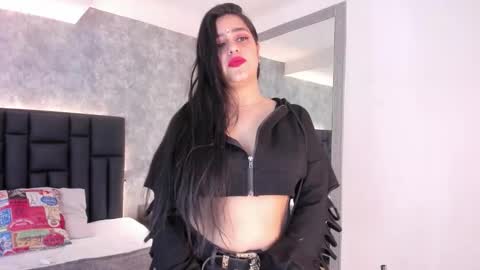 Snapshot of crystaldarliing chatting on September 29, 3:39 pm Crystal online show from September 29, 3:39 pm