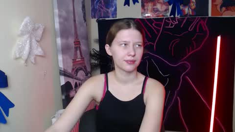 Stella online show from February 7, 1:15 pm