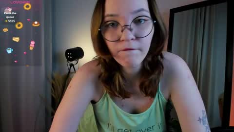 Kitty online show from March 31, 10:10 pm