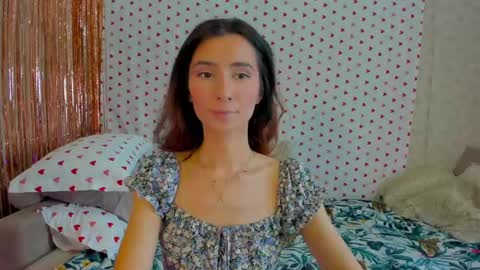 Snapshot of crystalnut chatting on February 17, 3:47 am Maria online show from February 17, 3:47 am
