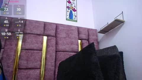 Snapshot of crystaltemptress chatting on January 13, 6:57 pm ASHLEY online show from January 13, 6:57 pm